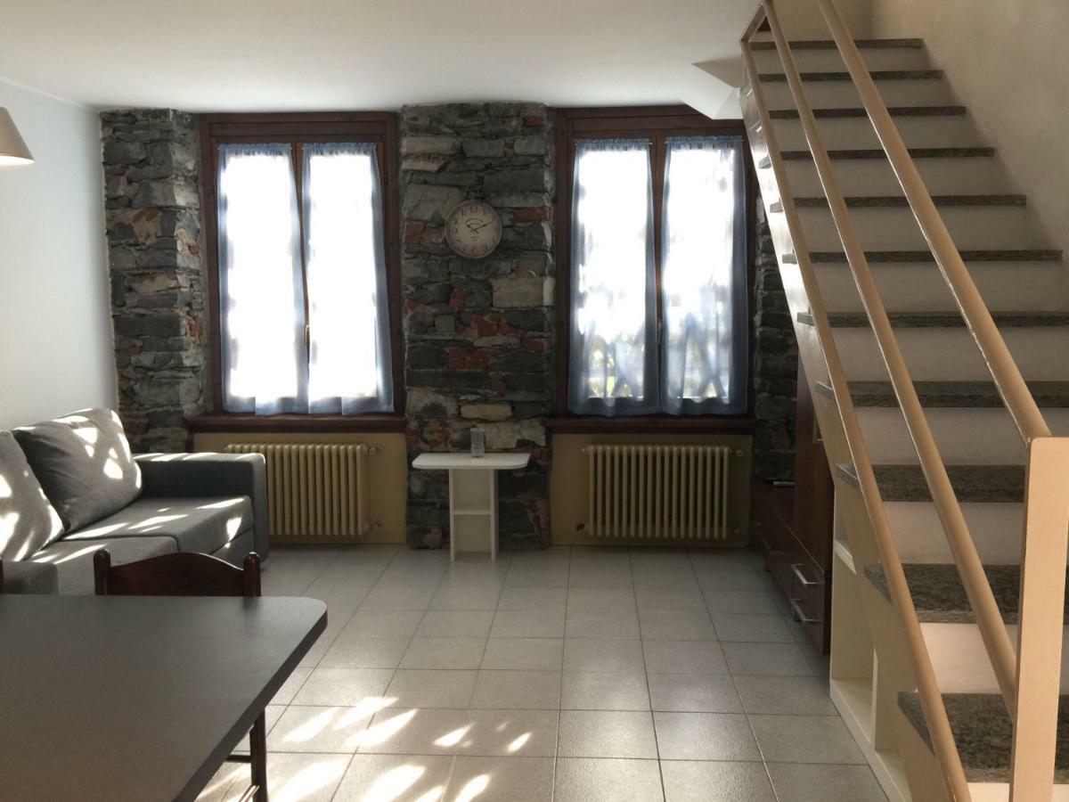 Iris 1 Lago Di Como Apartment Донго Екстериор снимка